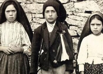 پرتگال کے ’مزارِ فاطمہ‘ کی کہانی جہاں ہر سال لاکھوں مسیحی زائرین آتے ہیں